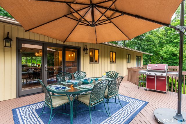 36 Bunker Hill Drive, Trumbull, CT 06611