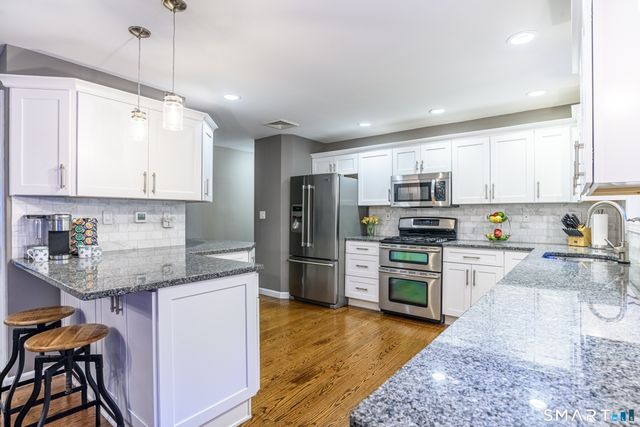 36 Bunker Hill Drive, Trumbull, CT 06611