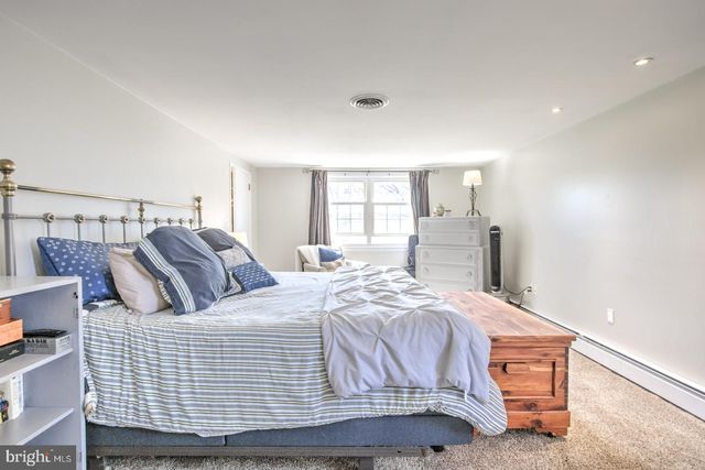 115 DIAMOND ROCK RD, Phoenixville, PA 19460