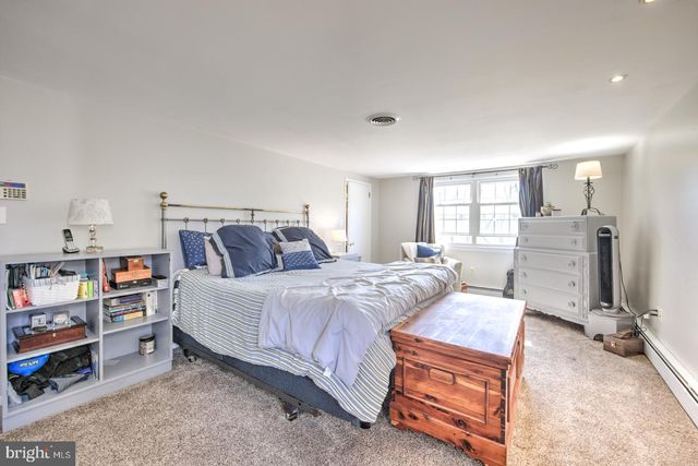 115 DIAMOND ROCK RD, Phoenixville, PA 19460