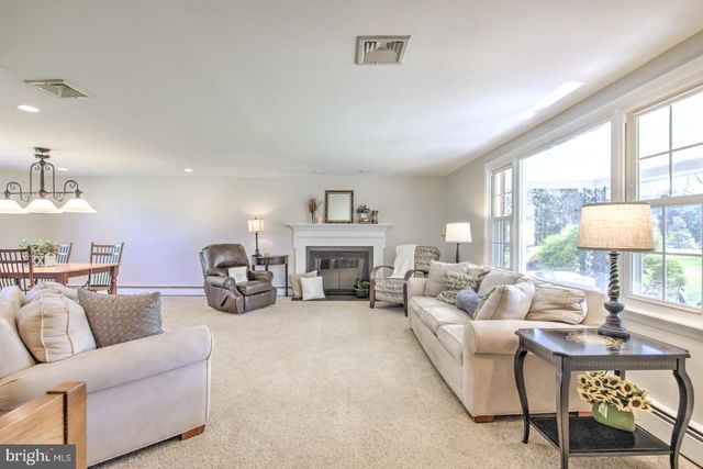 115 DIAMOND ROCK RD, Phoenixville, PA 19460