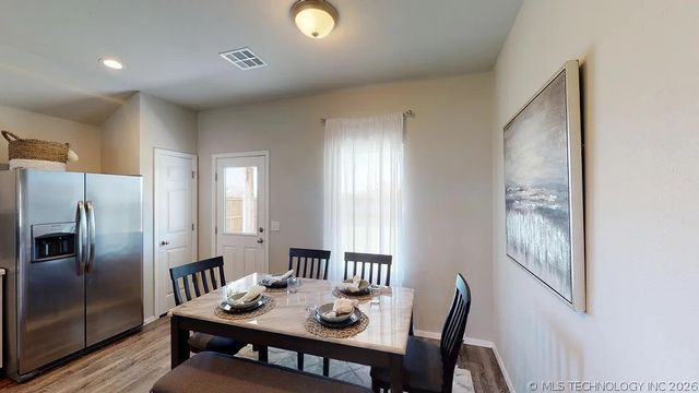 1632 E Gary Street, Broken Arrow, OK 74012
