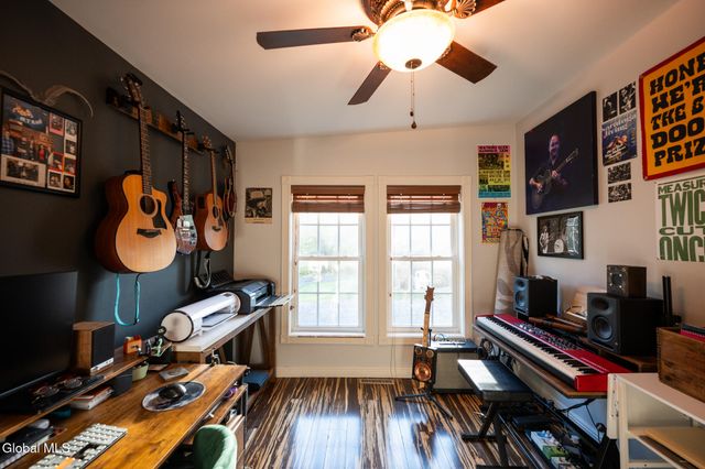 261 Old Post Road, Malta, NY 12020