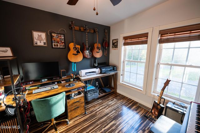 261 Old Post Road, Malta, NY 12020