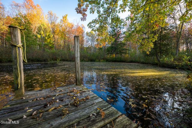 261 Old Post Road, Malta, NY 12020