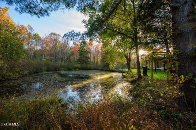 261 Old Post Road, Malta, NY 12020