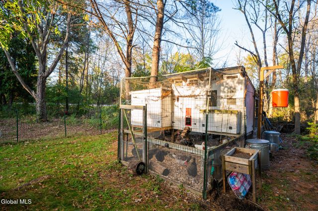 261 Old Post Road, Malta, NY 12020