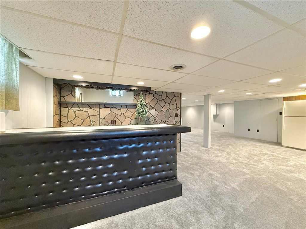 Image 23 of property listing at 25 W Elizabeth St, Neshannock Twp, PA 16105