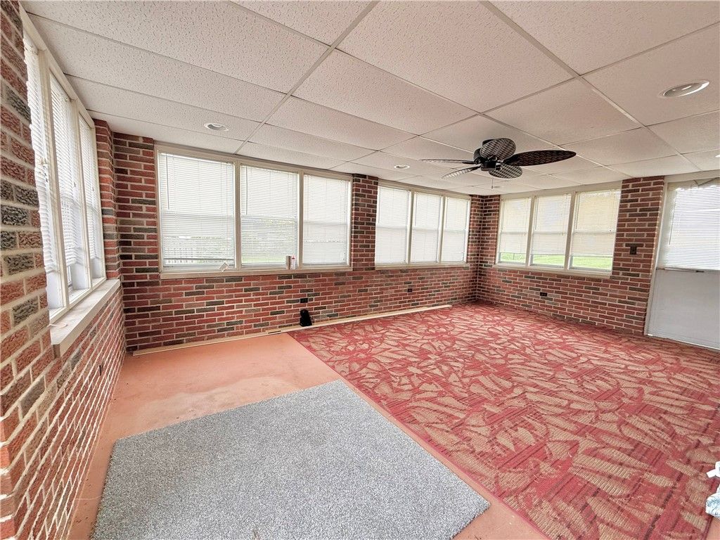 Image 31 of property listing at 25 W Elizabeth St, Neshannock Twp, PA 16105