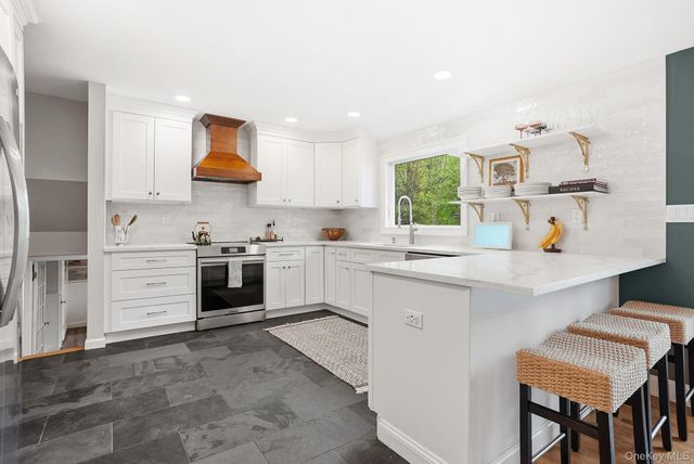 14 Garey Drive, Chappaqua, NY 10514