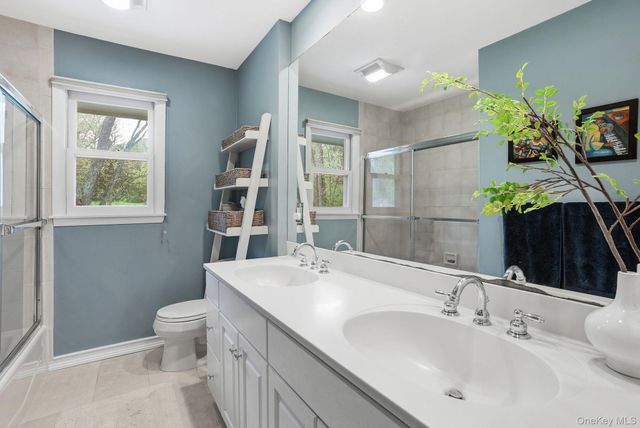 14 Garey Drive, Chappaqua, NY 10514
