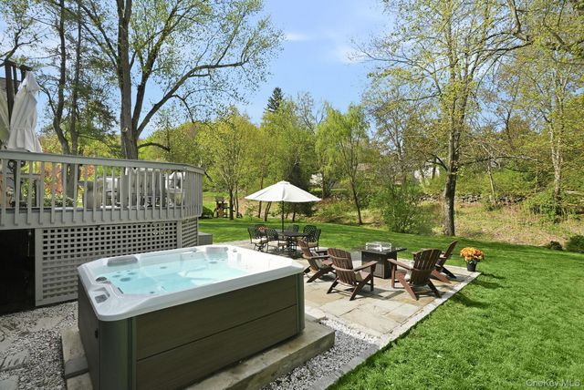 14 Garey Drive, Chappaqua, NY 10514