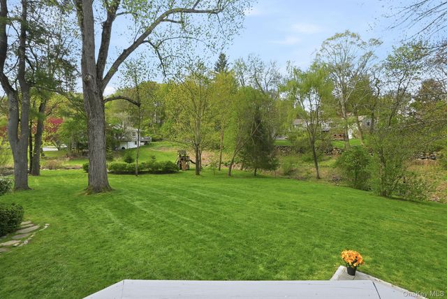 14 Garey Drive, Chappaqua, NY 10514