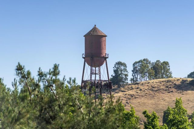 19011 Clayton Avenue, Morgan Hill, CA 95037