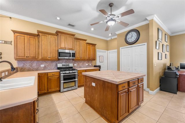 2809 SE 30TH STREET, Ocala, FL 34471