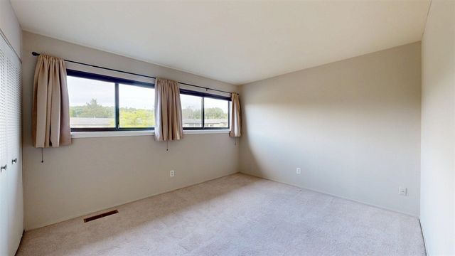 718 Peninsula Court, Ann Arbor, MI 48105