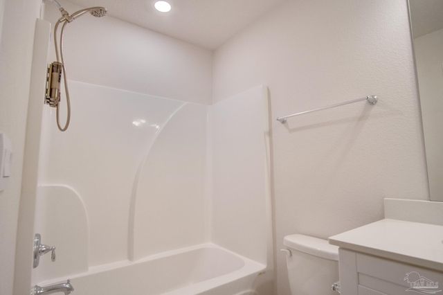 5689 Stellarjay St, Gulf Breeze, FL 32563