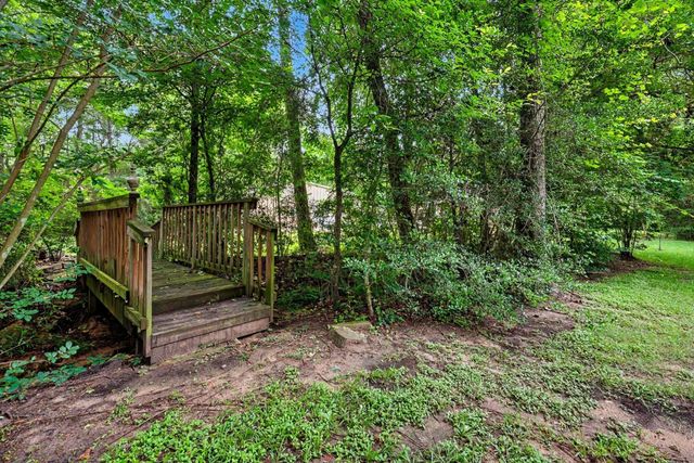 4824 Holly Lane E, Montgomery, TX 77316