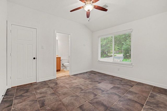 4824 Holly Lane E, Montgomery, TX 77316