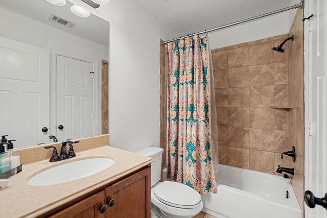 4824 Holly Lane E, Montgomery, TX 77316