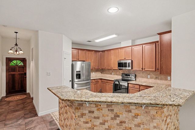 4824 Holly Lane E, Montgomery, TX 77316