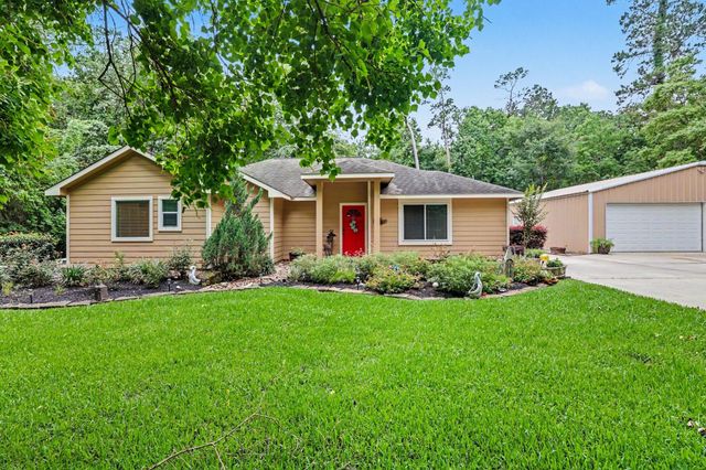 4824 Holly Lane E, Montgomery, TX 77316