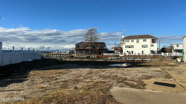 154 S Longboat Drive, Little Egg Harbor, NJ 08087