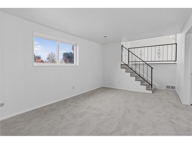 4560 E Lake Cir, Centennial, CO 80121