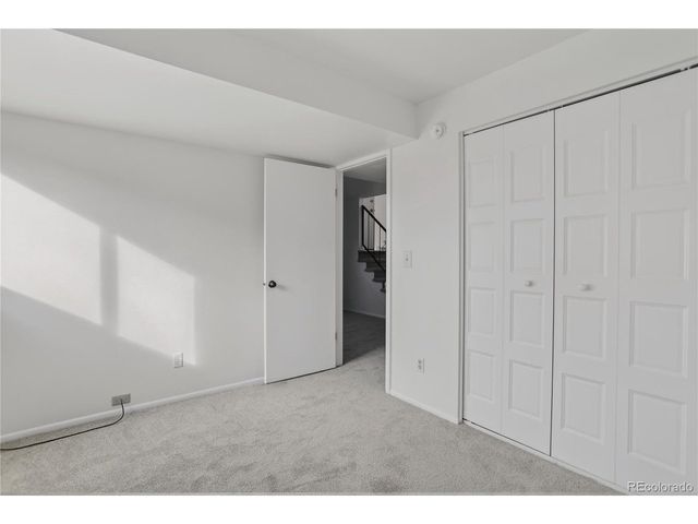 4560 E Lake Cir, Centennial, CO 80121