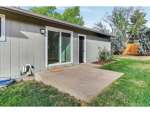 4560 E Lake Cir, Centennial, CO 80121