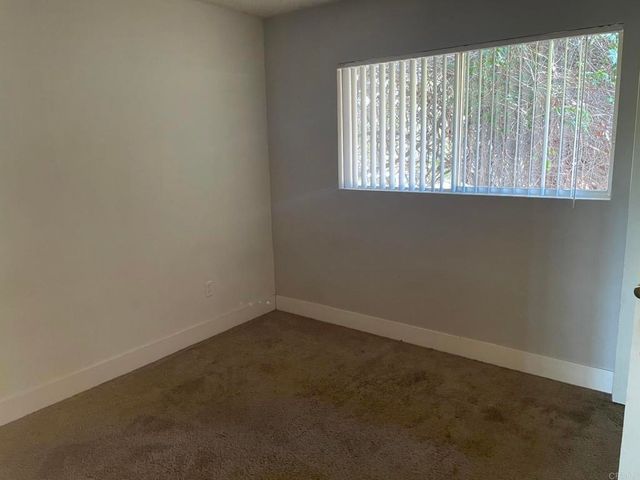 12376 Royal Road, El Cajon, CA 92021