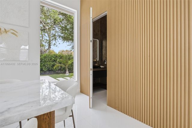 9717 SW 94th Ter, Miami, FL 33176