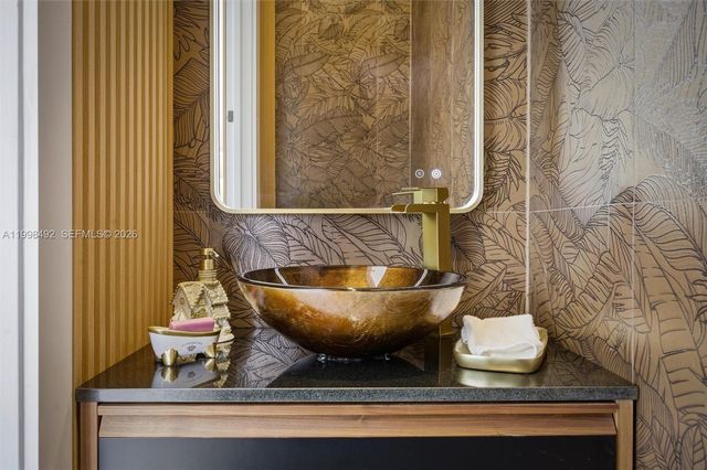 9717 SW 94th Ter, Miami, FL 33176