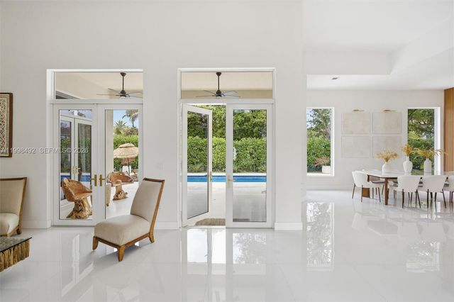 9717 SW 94th Ter, Miami, FL 33176