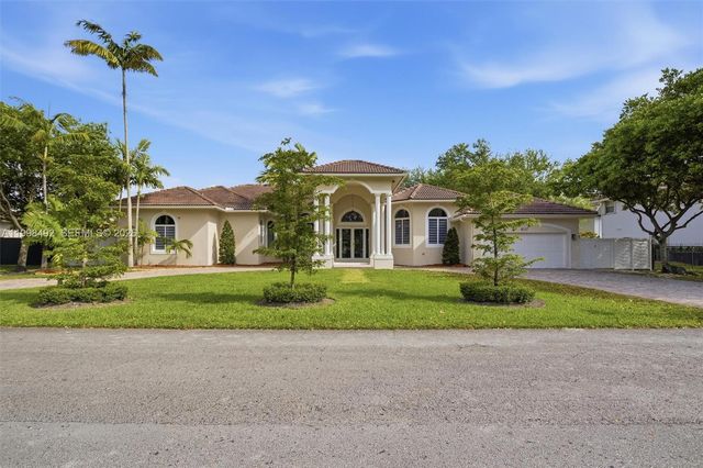 9717 SW 94th Ter, Miami, FL 33176