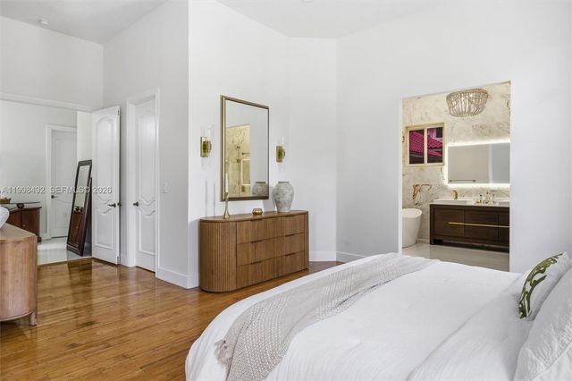 9717 SW 94th Ter, Miami, FL 33176