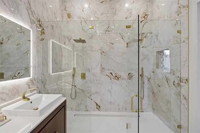 9717 SW 94th Ter, Miami, FL 33176