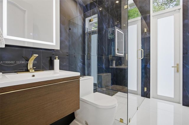 9717 SW 94th Ter, Miami, FL 33176