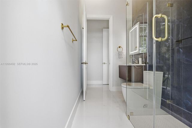 9717 SW 94th Ter, Miami, FL 33176