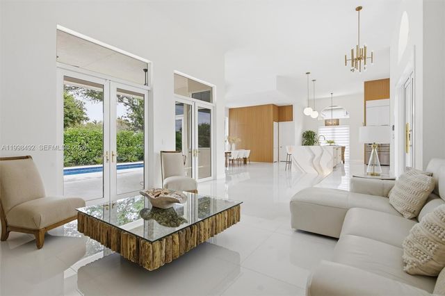 9717 SW 94th Ter, Miami, FL 33176