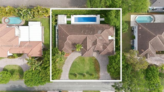 9717 SW 94th Ter, Miami, FL 33176