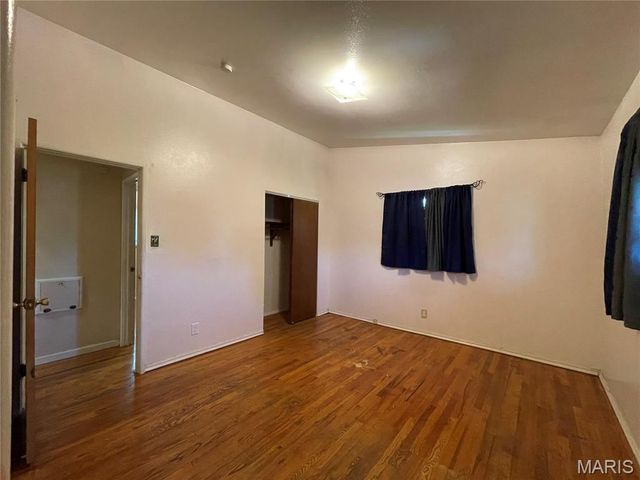 9411 Crockett Drive, Olivette, MO 63132
