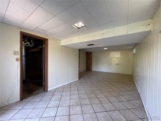 9411 Crockett Drive, Olivette, MO 63132