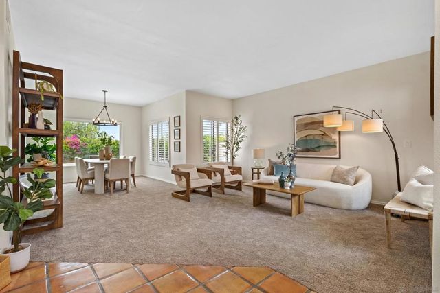 1892 White Birch Dr, Vista, CA 92081