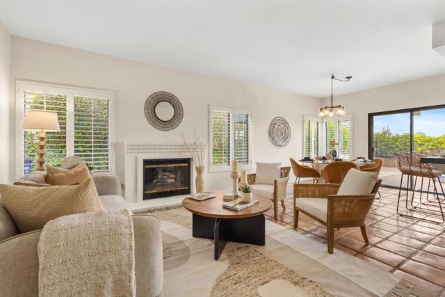 1892 White Birch Dr, Vista, CA 92081