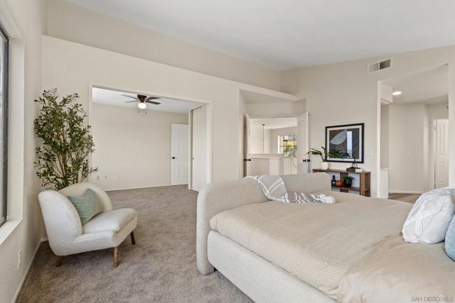 1892 White Birch Dr, Vista, CA 92081