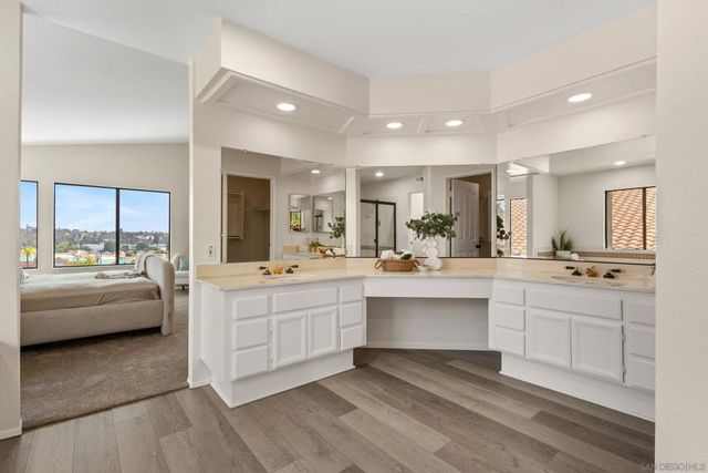 1892 White Birch Dr, Vista, CA 92081