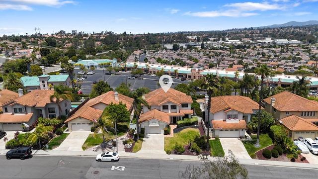 1892 White Birch Dr, Vista, CA 92081