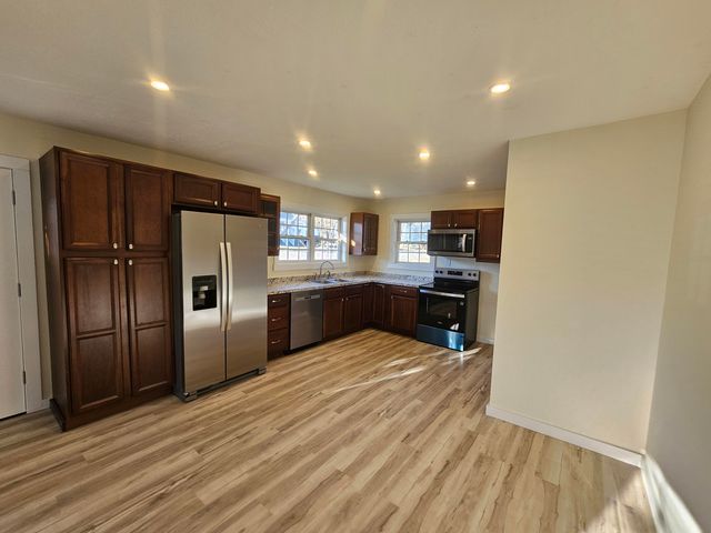 1317 S Cedar Avenue, South Pittsburg, TN 37380