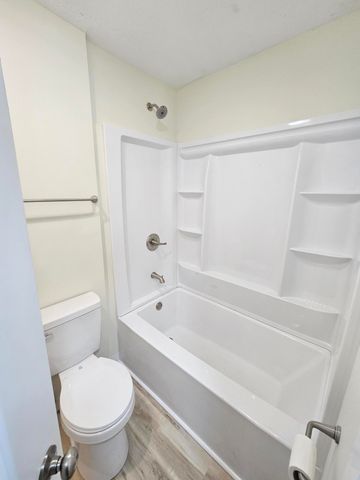 1317 S Cedar Avenue, South Pittsburg, TN 37380